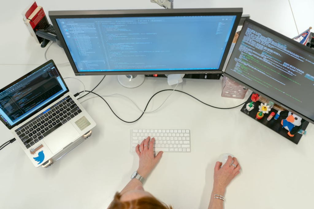 preciso de faculdade para ser programador - vale a pena